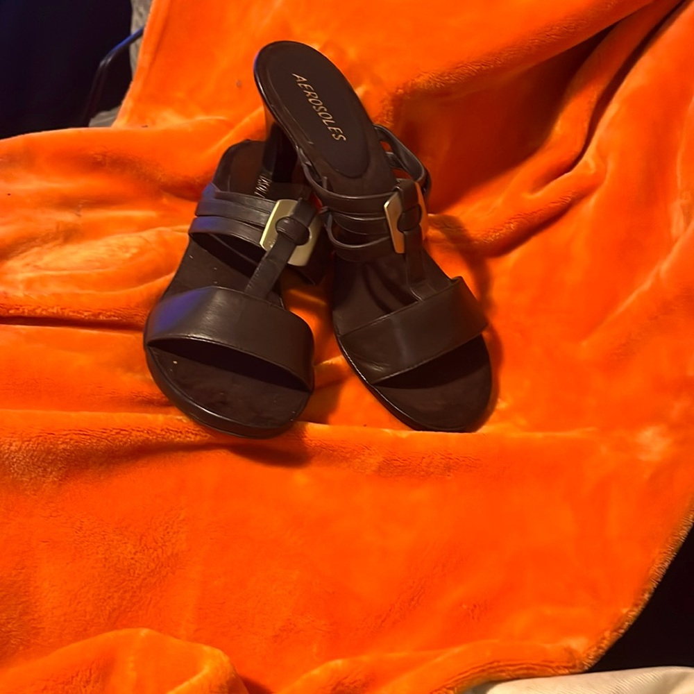 leather casual sandal from Aerosoles